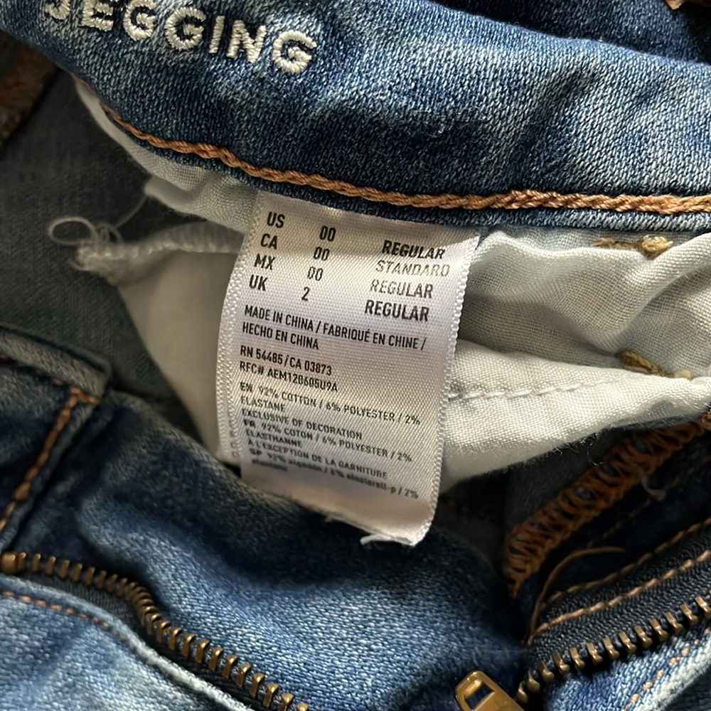 Denim - Picture 3 of 3